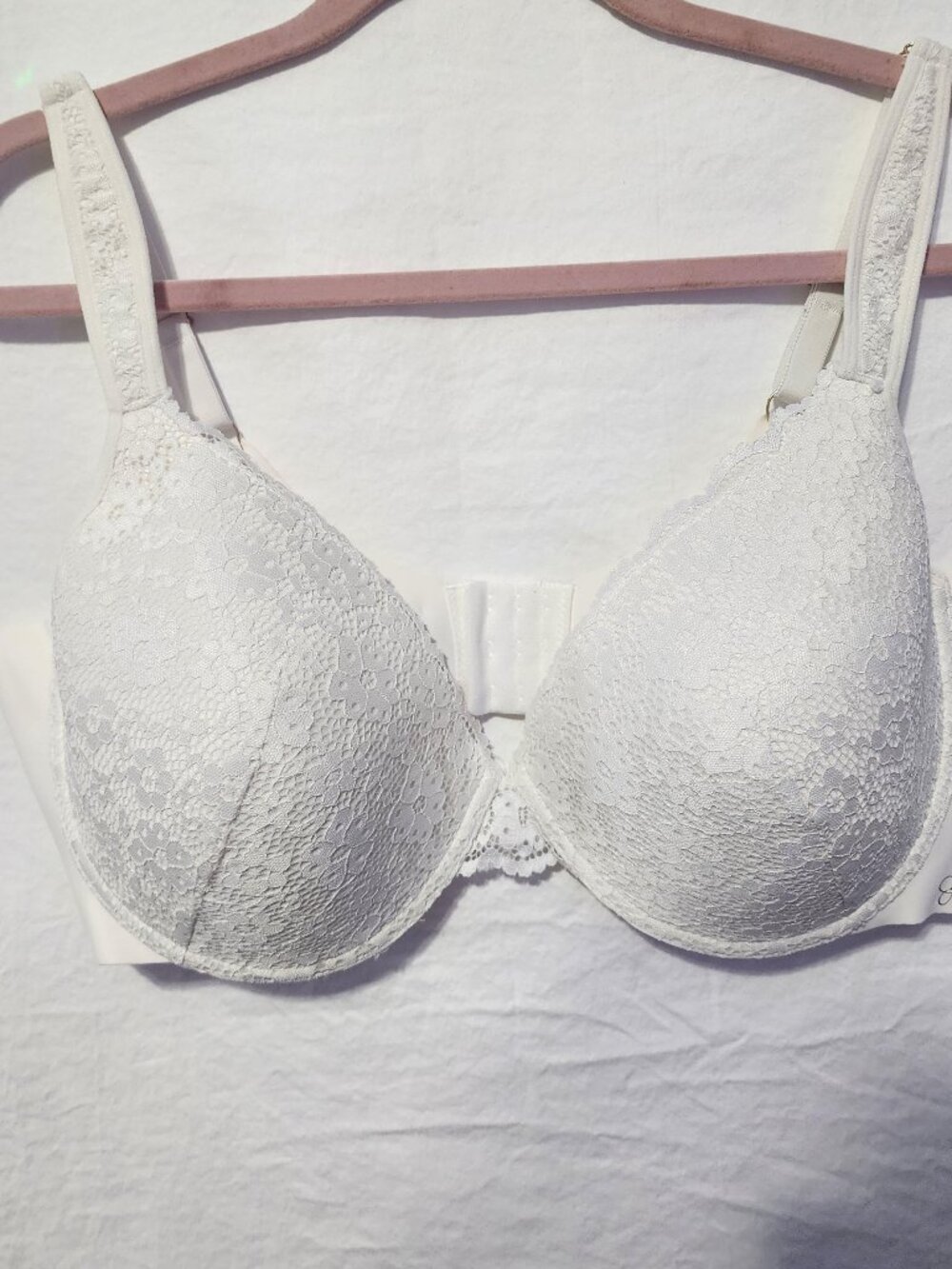Jessica Simpson Padded Underwire White Lace Bra 42D